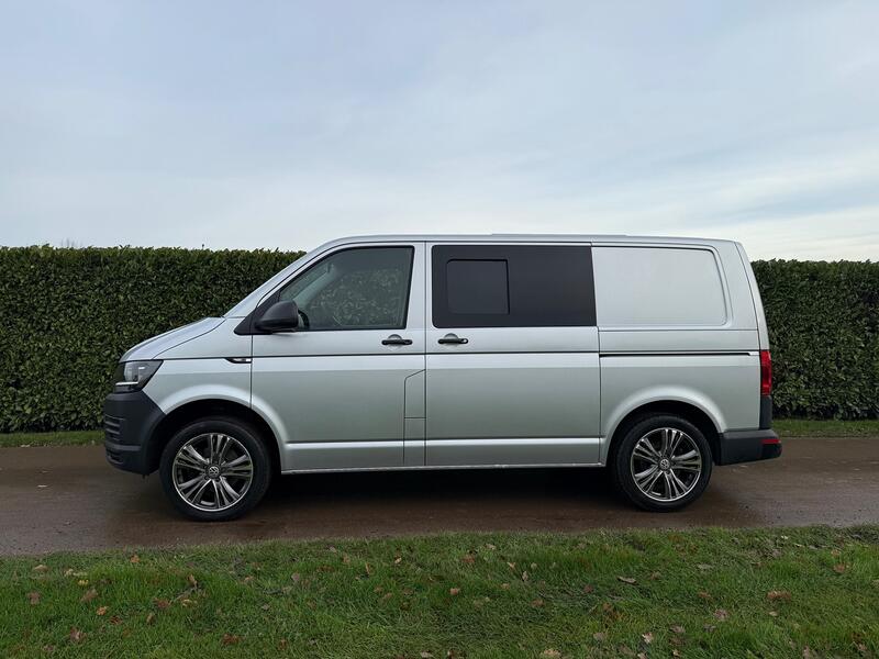 VOLKSWAGEN TRANSPORTER