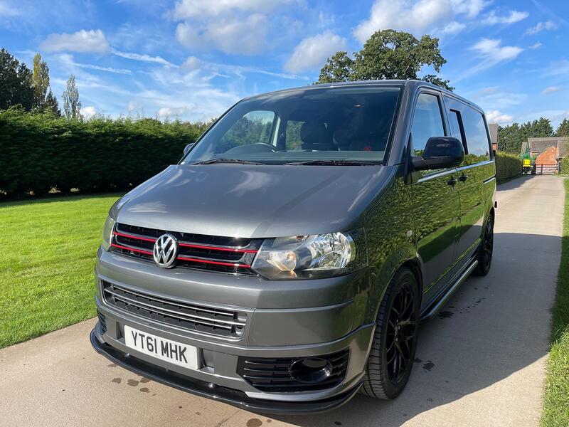 VOLKSWAGEN TRANSPORTER