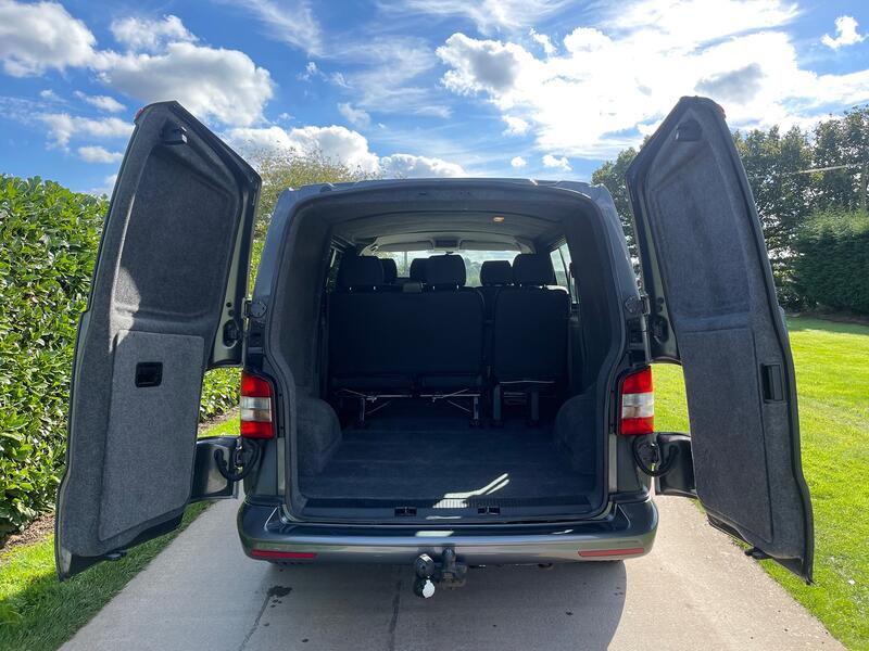 VOLKSWAGEN TRANSPORTER