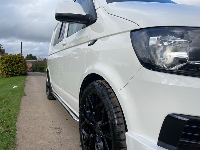 VOLKSWAGEN TRANSPORTER