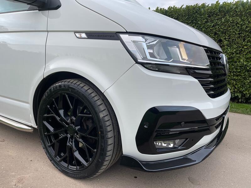 VOLKSWAGEN TRANSPORTER