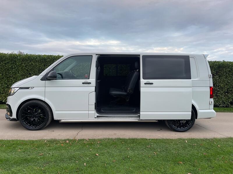 VOLKSWAGEN TRANSPORTER