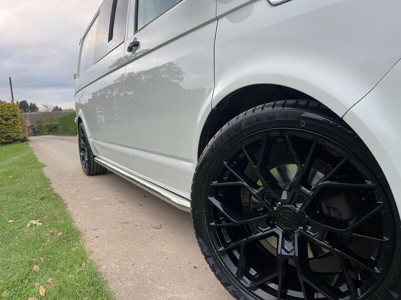 VOLKSWAGEN TRANSPORTER