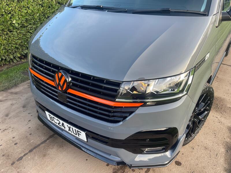 VOLKSWAGEN TRANSPORTER
