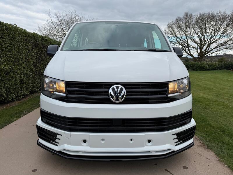 VOLKSWAGEN TRANSPORTER