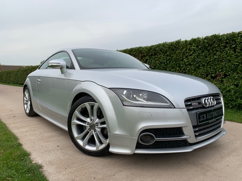 AUDI TT TTS TFSI QUATTRO