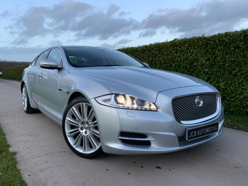 JAGUAR XJ