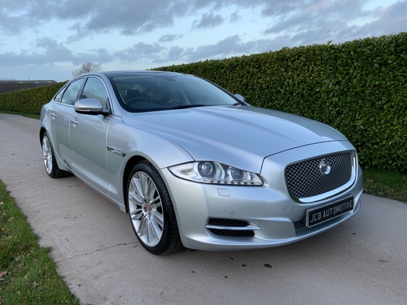 JAGUAR XJ