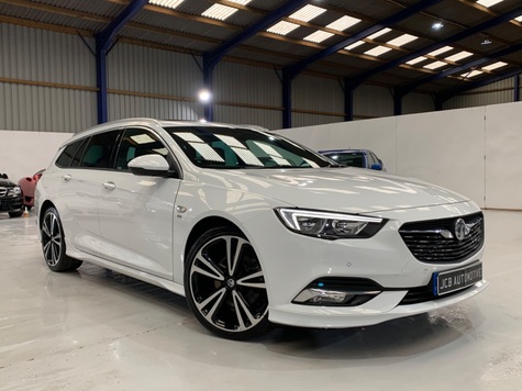 VAUXHALL INSIGNIA SPORTS TOURER SRI VX-LINE NAV MASSIVE SPEC