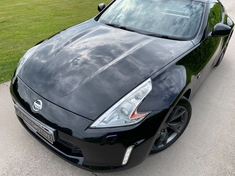 NISSAN 370Z