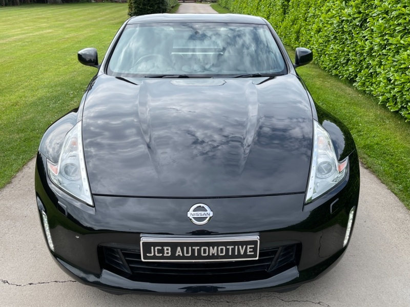 NISSAN 370Z