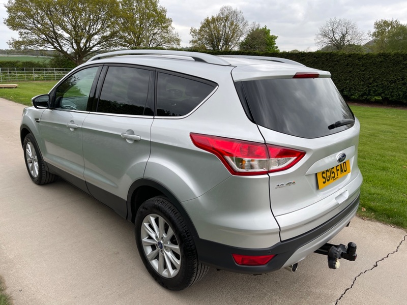 FORD KUGA