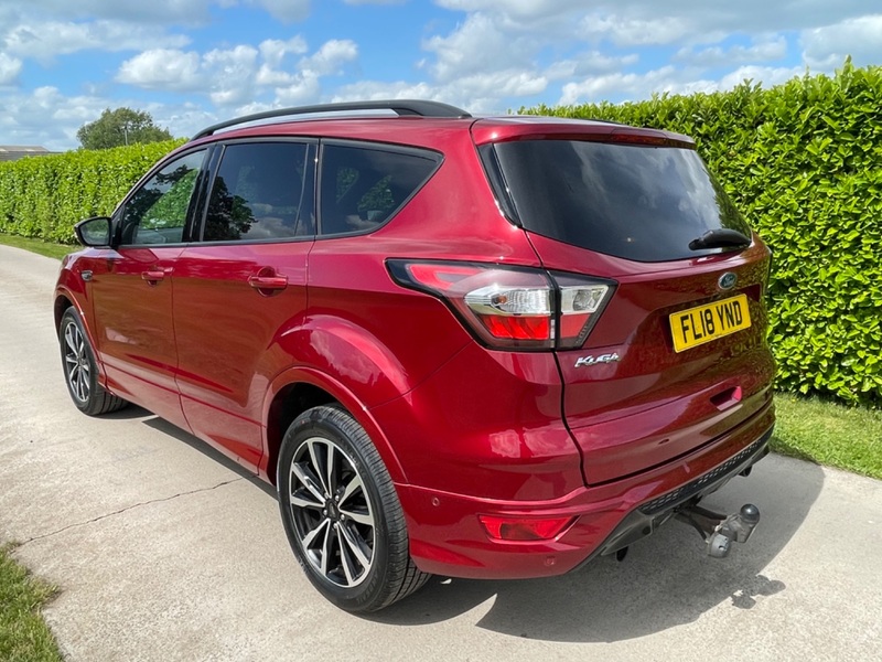 FORD KUGA