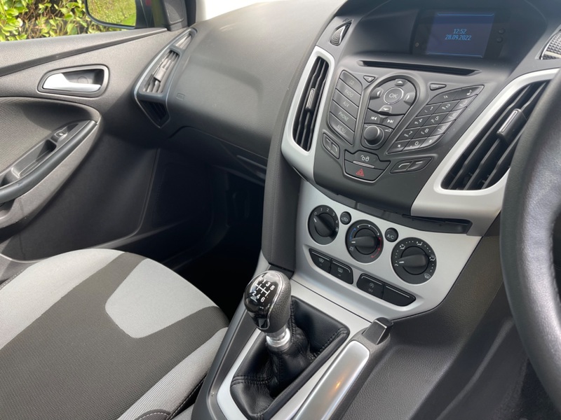 FORD FOCUS