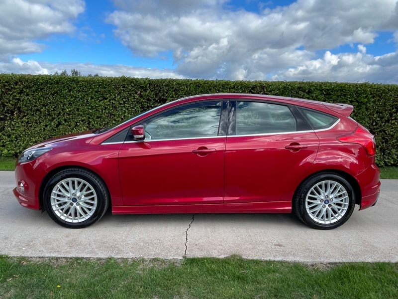 FORD FOCUS