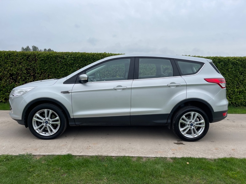 FORD KUGA