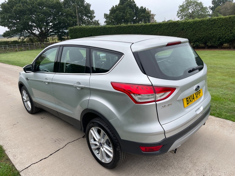 FORD KUGA