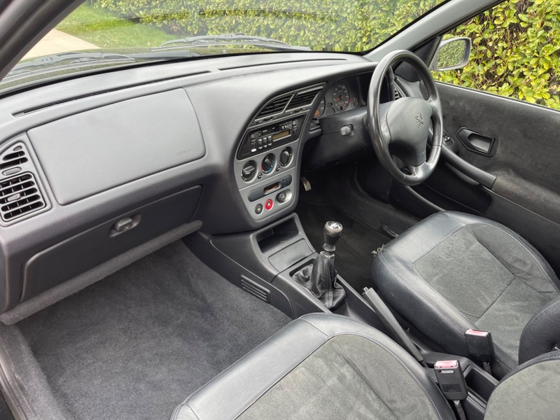 PEUGEOT 306