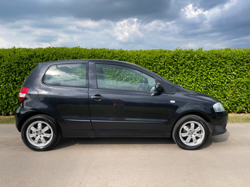 VOLKSWAGEN FOX