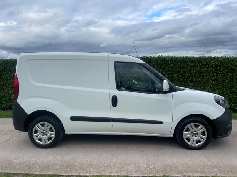 FIAT DOBLO CARGO